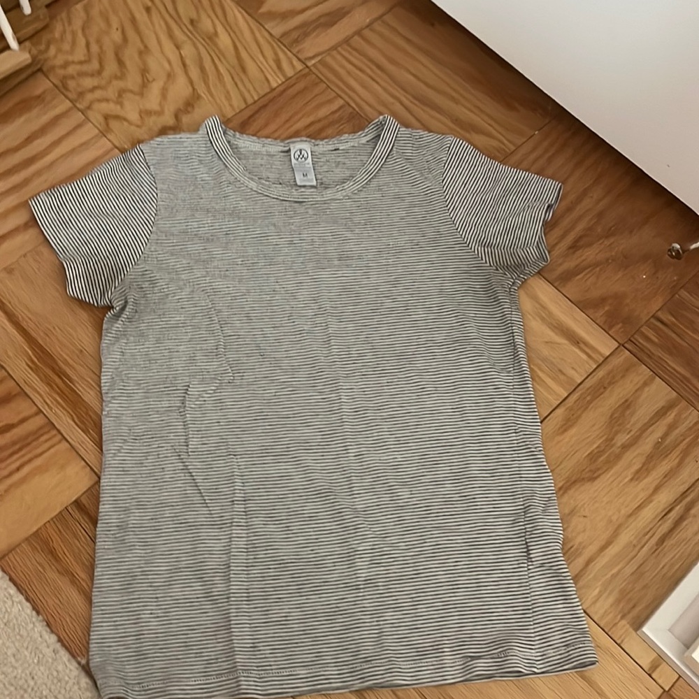 Alternative Black and white striped tshirt
